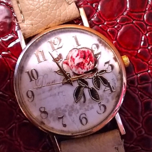 Rose Face Analog Leather Watch Tan - Picture 2 of 6